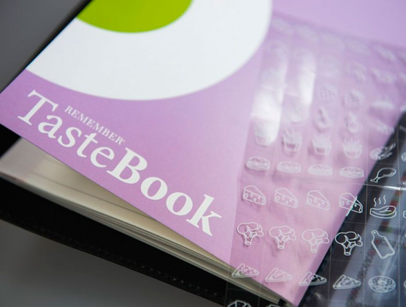 REMEMBER taste book (Scoop)
